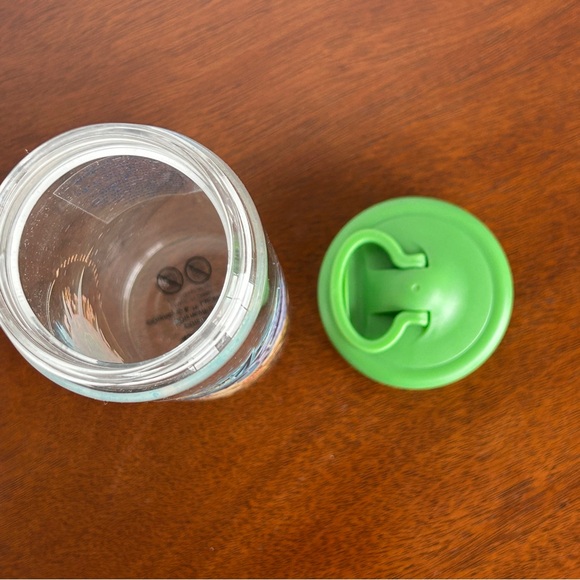 Walt Disney World Discover the Magic Four Parks Compass Glass? Water bottle - Picture 9 of 10